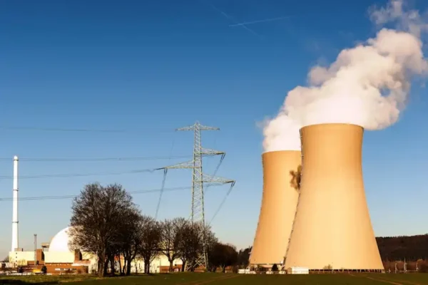 Big Tech Backs Small Nuclear Reactors to Power AI Demand